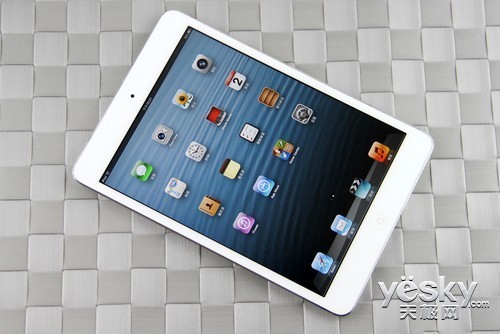 苹果最新款平板iPad 6，技术与设计的完美融合亮相市场